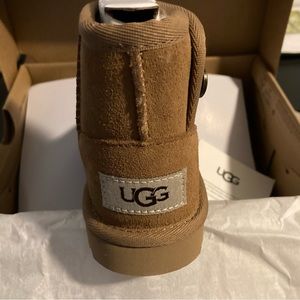 🚨UGG JONA BOOT